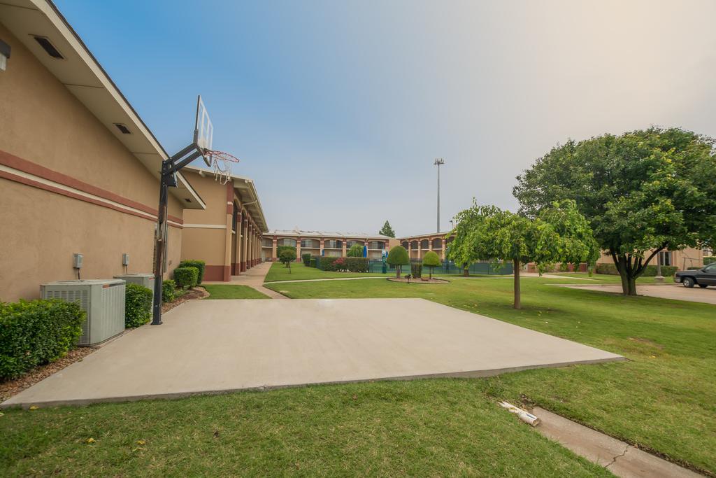 Howard Johnson By Wyndham Oklahoma City Okc Airport, Fairgrounds, I40 Zewnętrze zdjęcie