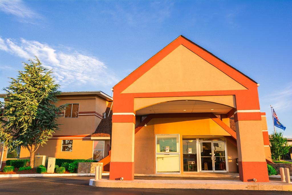 Howard Johnson By Wyndham Oklahoma City Okc Airport, Fairgrounds, I40 Zewnętrze zdjęcie